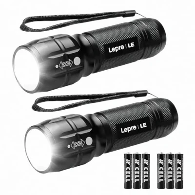 Imagen de LE Linterna LED Alta Potencia LE1000, Portátil con Zoom, IPX4 Impermeable Táctica Militar para Ciclismo, Camping, Senderismo etc. 3 AAA Pilas Incluidas【2 PACK】