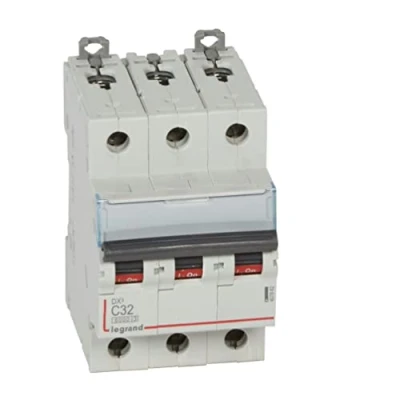 Imagen de Legrand 407862E, Interruptor Automático Magneto Térmico, 3P, 32A, Curva C, 10 kA, 3 módulo, DX3