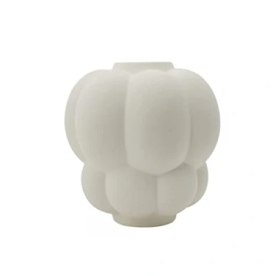 Imagen de Jarrón AYTM Uva, cerámica, blanco, Ø 26 cm, forma de uva