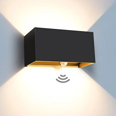 Imagen de Kingwen 20W Aplique de pared con Sensor Movimiento exterior 3000K Lámparas LED ángulo haz ajustable lámpara interior IP65. (Negro)