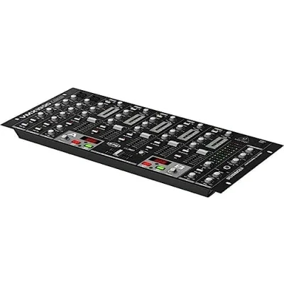 Imagen de Behringer PRO MIXER VMX1000USB Mezclador de DJ profesional 7 canales con montaje en rack interfaz audio/USB, contador BPM y control VCA