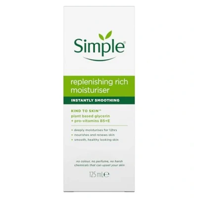 Imagen de Simple Kind to skin Replenishing UK’s #1 facial care brand* Rich Moisturiser for 12 hour moisturisation 125 ml