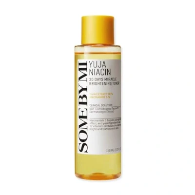 Imagen de SOME BY MI 2024 Yuja Niacin 30 Days Miracle Brightening Toner 5.07Oz, 150ml Hecho de 12 vitaminas para pieles sensibles Tónico facial iluminador diario con melasma y cuidado imperfecciones