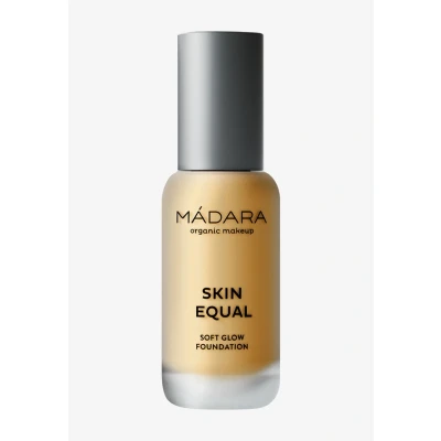 Imagen de MÁDARA Skin Equal Soft Glow Foundation SPF15 OLIVE 60, 30ml. base mineral con ácido hialurónico, cobertura media, húmeda, vegana, certificación natural COSMOS