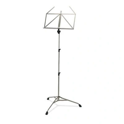 Imagen de K&amp;M 107 Atril color níquel extensible 67,5 147 cm base y soporte de metal plegable