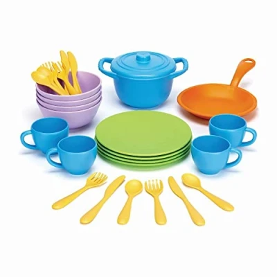 Imagen de Green Toys Cookware and Dining Set Childrens Tea, Multicolor (GTDIN01R)