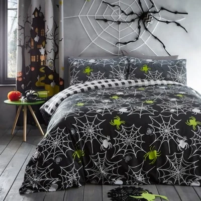 Imagen de Bedlam Funda Nórdica Arañas Halloween Tamaño Individual (140 x 200cm) Reversible (2 Diseños) Cuadro Negro Brilla en la Oscuridad Ropa de Cama Araña Gris Decoraciones