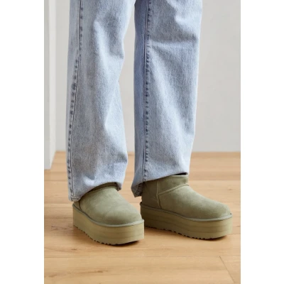 Imagen de UGG, Botas de invierno Mujer, verde, 40 EU