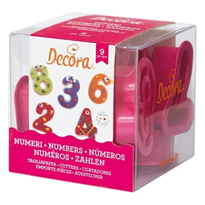 Imagen de DECORA 0255080 Kit Cortapastas de Números, El Ideal para Crear Decoraciones en Pasta Azúcar o Goma, Envase 9 piezas.