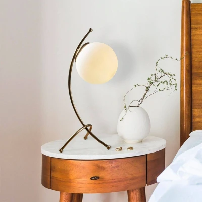Imagen de Lámpara de mesa Bulla arcos H43 cm Metal Vidrio Oro Antiguo Opal Menzzo