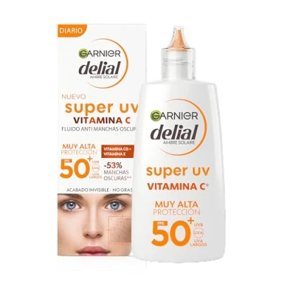 Imagen de GARNIER DELIAL Crema Facial Fluida Uso Diário Muy Alta Protección Solar FPS50+ AntiManchas Con Vitamina C, Fórmula No Comedogénica 40 ml