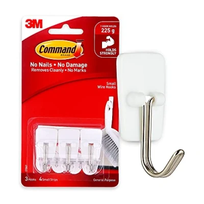 Imagen de Command Ganchos y tiras adhesivas para colgar utensilios de cocina (1 unidad con 3 ganchos)
