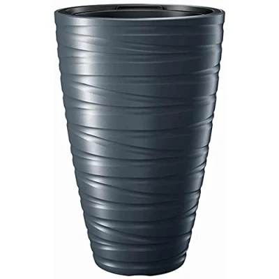 Imagen de Macetero alto con deposito 43L Maze de plastico en color antracita 37,5 (largo) x (ancho) 57,9 (alto) cm