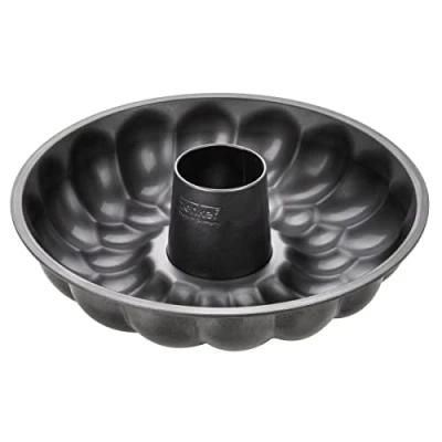 Imagen de Zenker Molde Redondo para Horno con Revestimiento Antiadherente, Roscón 32 cm de diámetro, Versátil Acero Roscos, Bizcocho Trenzado, Tarta y Quiche, Color Negro, 1 ud.