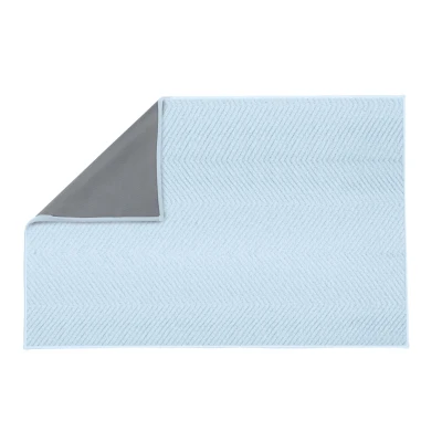 Imagen de Kleine Wolke Zigzag Alfombrilla de baño (60 x 90 cm), Color Azul Claro