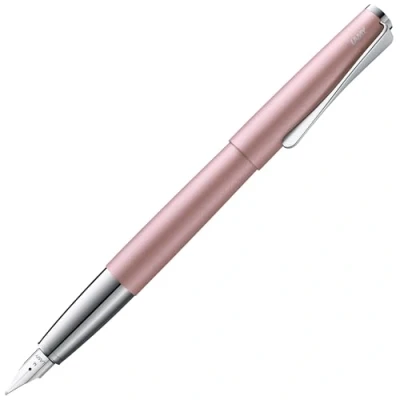 Imagen de Lamy studio Rose Matt Pluma estilográfica universal en elegante caja de metal dorada 14 quilates, parcialmente platino y trazo EF, incluye cartucho tinta azul T 10