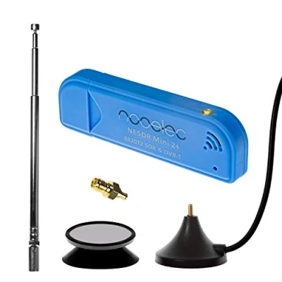 Imagen de Nooelec NESDR Mini 2+ 0.5PPM TCXO RTL SDR y ADS B Juego de Receptor USB con Antena, Montaje Adaptador SMA Hembra. Sintonizador RTL2832U R820T2. Radio definida por Software bajo Costo