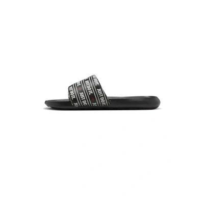 Imagen de Nike Sportswear Victori ONE Slide Chanclas de baño, Hombre, Talla: 42.5, Black white university red Zapatos