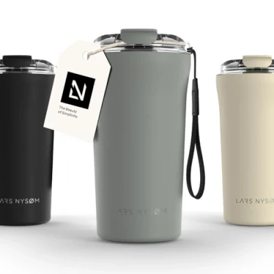 Imagen de LARS NYSØM Taza térmica Café para llevar con correa y Tapa Tritan Termo de 0,5 litros aislante Travel mug acero inoxidable a prueba fugas (Ash Gray, 500ml)