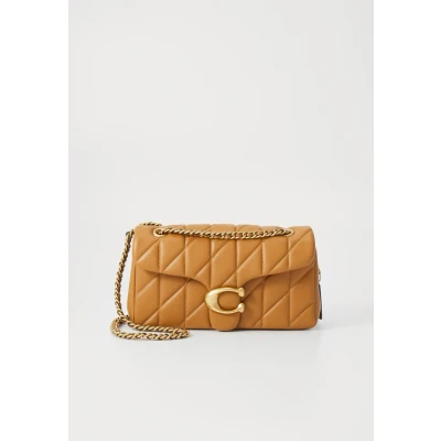 Imagen de Coach Quilted Tabby Bandolera, Mujer, Talla: One Size, Honey brown