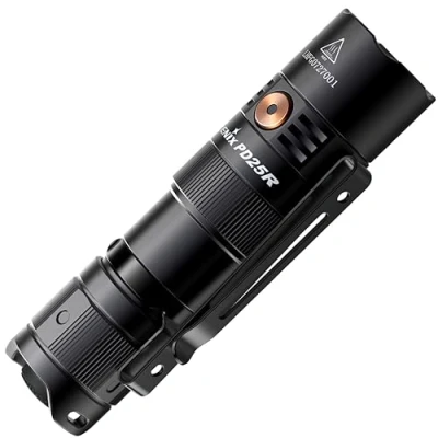 Imagen de FENIX PD25R Mini linterna LED multiusos recargable 800 lúmenes 250 m 70 horas máximo 700 mAh USB C Clip de cuerpo dos posiciones IP68