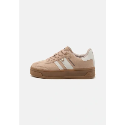 Imagen de XTI Sneakers 143644 Mujer Beig