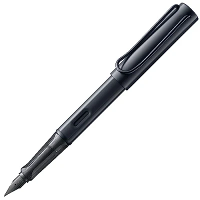 Imagen de Lamy AL star black Pluma estilográfica con empuñadura ergonómica y plumín de acero negro en tamaño F cuerpo aluminio ligero incluye cartucho T 10 azul Diestro