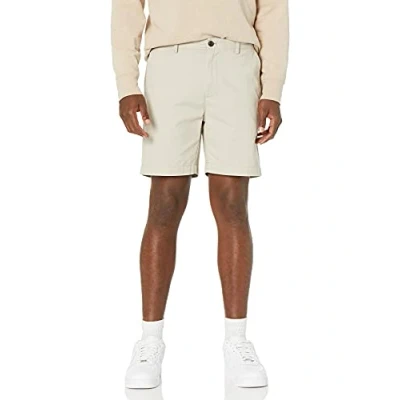 Imagen de Amazon Essentials Pantalones Cortos Chinos de Corte Ajustado con Pernera 18 cm Hombre, Piedra, 32W