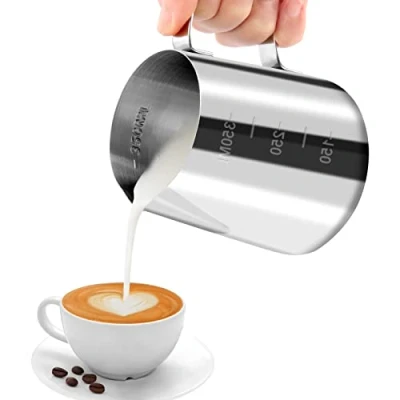 Imagen de JOPHEK Jarra Barista 304 Acero Inoxidable, de Espuma Leche, con Marca Medición, Taza Café para Espumar, Capuchino, Espresso (350ML)