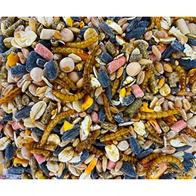 Imagen de UGF Alimento para pájaros Salvajes Durante Todo el año 5 kg, con Semillas de Girasol, Gusanos la harina y Otros Nueve Ingredientes