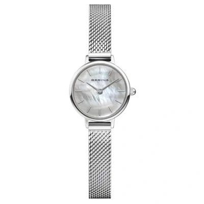 Imagen de BERING Reloj Analógico Classic Collection para Mujer de Cuarzo con Correa en Acero Inoxidable &amp; Cristal Zafiro 11022 064