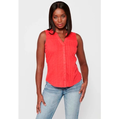 Imagen de Blusa sin mangas de tela bordada con escote pico y cierre delantero botones color coral para mujer Moda Actual