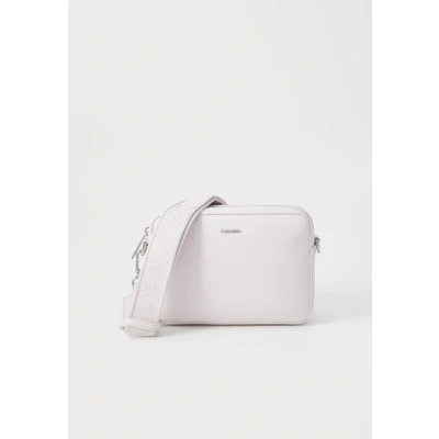 Imagen de Calvin Klein MUST Small Camera BAG Bandolera, Mujer, Talla: One Size, Orchid ice