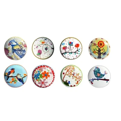 Imagen de Nacnic Juego de 8 Pomos cerámica con diferentes diseños pájaros, pintados a mano. Tiradores artesanales para armarios, cajoneras, cómodas y colgadores. clásicos 40 mm diámetro.