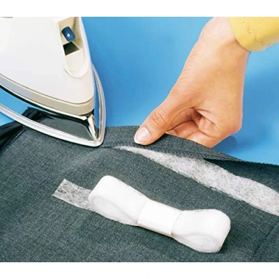 Imagen de Maximex Cinta para planchar de 18 mm x 10 m, 2 unidades, lavable hasta 60 C, corta la ropa sin coser, fácil planchar, ideal parches pequeños agujeros y desgarros