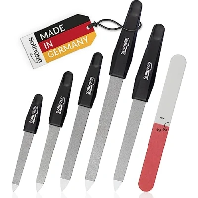 Imagen de Set Di Lime Per Unghie In Zaffiro Marqus 6 Pezzi Con Tampone 3 1 Acciaio Inossidabile, A Doppia Faccia Perfette Manico Bianco Antiscivolo Kit Professionale