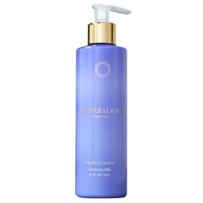 Imagen de Mineralium Leche Desmaquillante Suave con Aceite de Aguacate Purifica, Calma y Suaviza Enriquecida Almendra Dulce Vitamina E Sin Siliconas ni Parabenos 235ml
