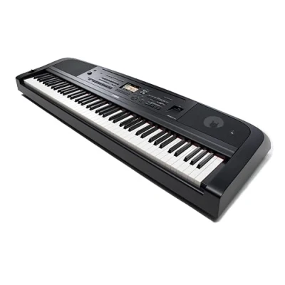 Imagen de Yamaha DGX 670 Piano Digital Portátil con 88 Teclas Contrapesadas, Bluetooth, Sonido de CFX, 630 Voces Negro