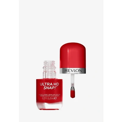 Imagen de Revlon Ultra HD Snap! Esmalte de uñas secado rápido. Alta cobertura en una sola pasada. Fórmula Vegana (Tono #030 Cherry On Top) 8ml