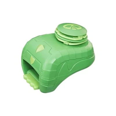 Imagen de PJ Masks Hero Guantelete Preescolar, Disfraz Juguete de Vestir con Escudo Giratorio Gekko para niños a Partir 3 años, Multicolor, M (Hasbro F21455X1)