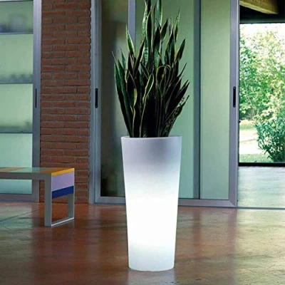 Imagen de Macetero, Maceta con luz led 16 Colores, 60cm Mando a Distancia y batería Recargable &#039;Vigo&#039;