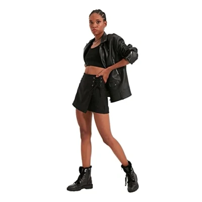 Imagen de Trendyol Black Coupling Detail Pantalones Cortos y Bermudas Informales, Negro, 34 para Mujer