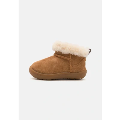 Imagen de UGG Kinsey Unisex Botas para la nieve niños, Talla: 28.5, Chestnut Zapatos