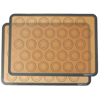 Imagen de Amazon Basics Rectangular Tapete de silicona para hornear macarons, juego 2 unidades, 41 x 5 cm, Marrón, Negro