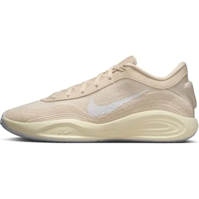 Imagen de Nike Performance Hustle Academy Zapatillas de baloncesto, Hombre, Talla: 43, Oatmeal/white/coconut milk Piel imitación/tela