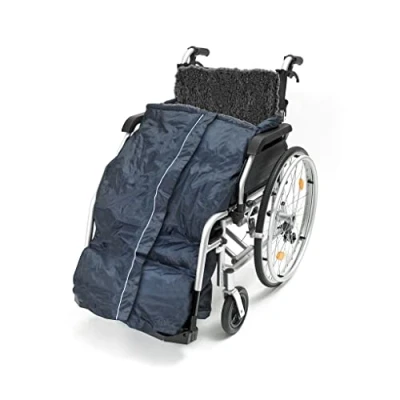 Imagen de NRS Healthcare Manta para silla de ruedas Q96978 con forro polar, impermeable y cómoda