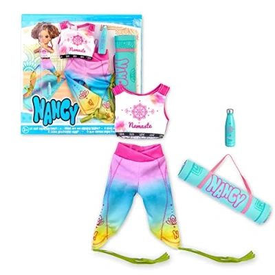Imagen de Nancy Un día de Yoga, Set ropita para muñecas Fashion con complementos y Ropa, Top, Mallas, Accesorios Deporte Esterilla Botella, niños niñas Desde 3 años, Famosa (NAC28000)