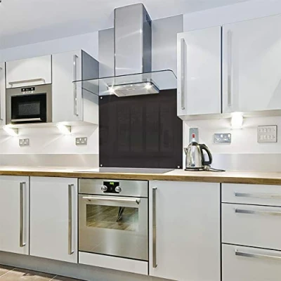 Imagen de Color negro Block Glass Splashback (700 W x 600 h)