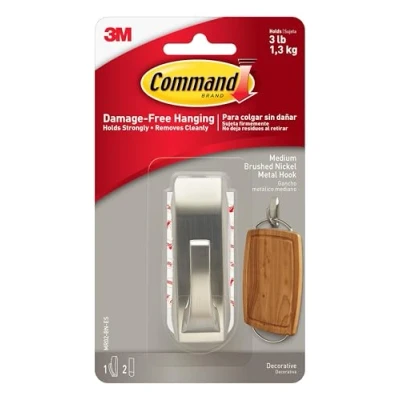 Imagen de Command Modern Reflections gancho de metal níquel cepillado mediano 1 y 2 tiras adhesivas Uso en interiores Cuelga chaquetas, bolsos, sombreros, bufandas, correas perro