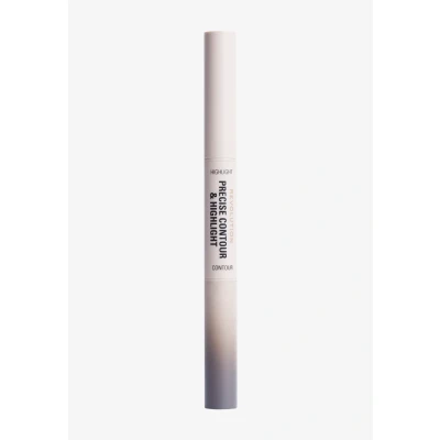 Imagen de Revolution Precise Contour &amp; Highlight Stick Dark